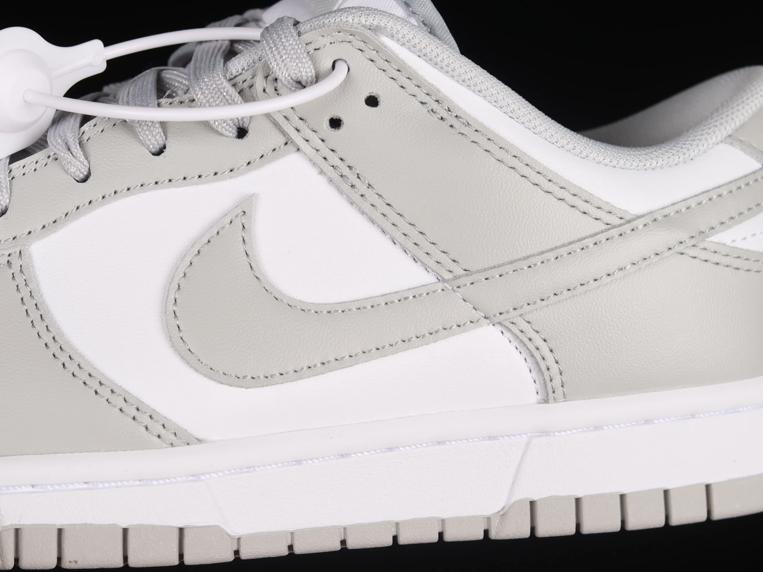 All Categories Nk SB Dunk Series Nk SB Dunk Low Low-top Sneakers Nk SB Dunk Low "Grey Fog" White Gray SB Smashed Backboard Fashion Casual Sneakers DD1391-103